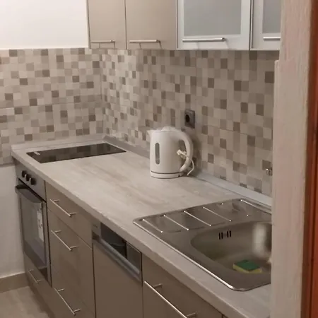 Nyaraló House Vrnik Franko